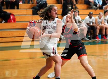 Thumbnail 1 in St. Joseph Notre Dame vs. Carondelet (Elite is Earned New Year Classic) photogallery.