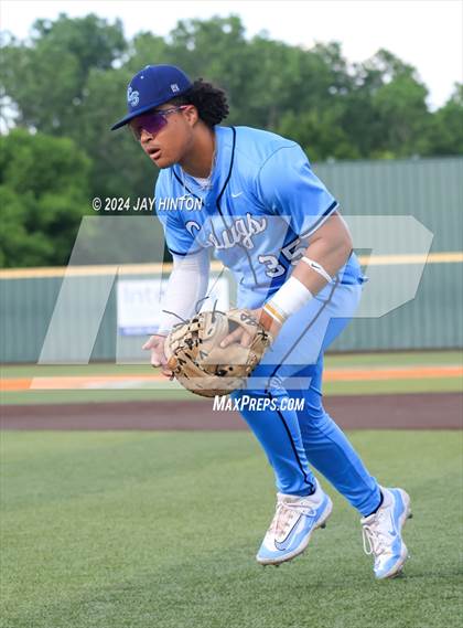 Thumbnail 3 in China Spring vs. Spring Hill (UIL Baseball 4A Region 3 Regional Final - Game 1) photogallery.
