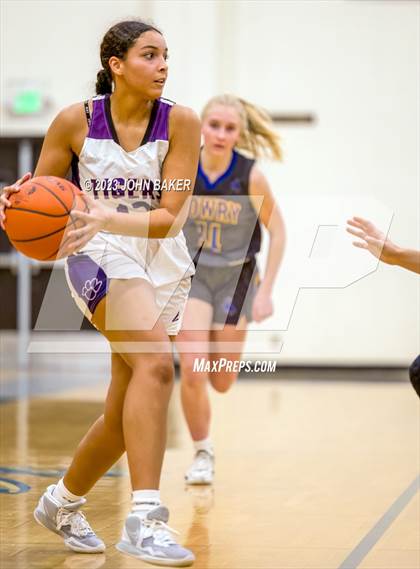 Thumbnail 1 in Portola vs. Lowry (Varsity Elite) photogallery.