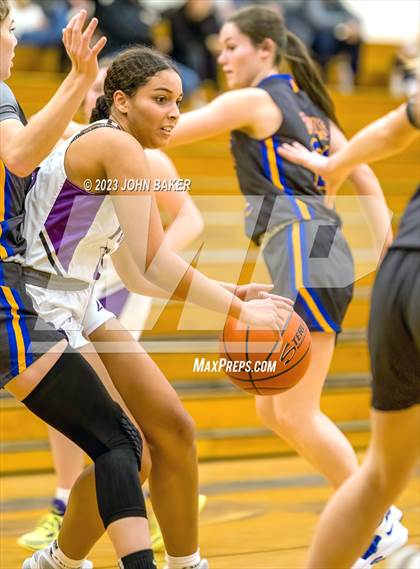 Thumbnail 2 in Portola vs. Lowry (Varsity Elite) photogallery.