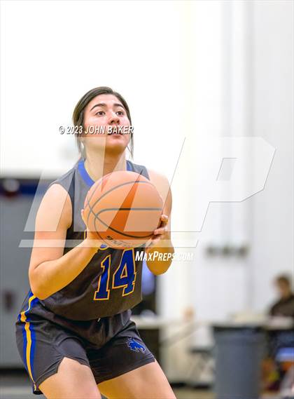 Thumbnail 2 in Portola vs. Lowry (Varsity Elite) photogallery.