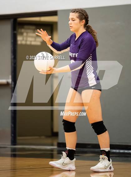 Thumbnail 2 in Enterprise vs Shasta photogallery.