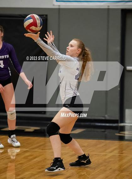 Thumbnail 2 in Enterprise vs Shasta photogallery.