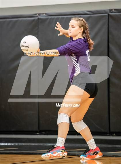 Thumbnail 1 in Enterprise vs Shasta photogallery.