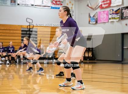 Thumbnail 2 in Enterprise vs Shasta photogallery.