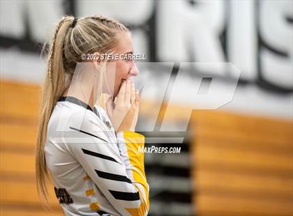 Thumbnail 1 in Enterprise vs Shasta photogallery.