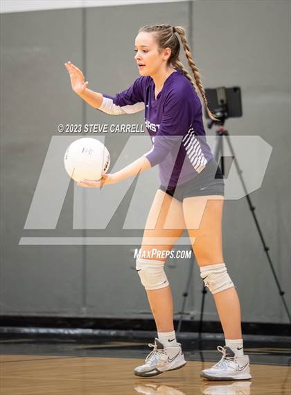 Thumbnail 2 in Enterprise vs Shasta photogallery.