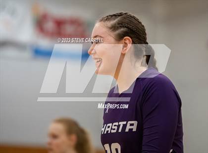 Thumbnail 3 in Enterprise vs Shasta photogallery.
