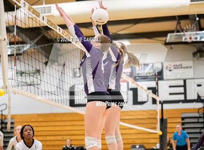 Thumbnail 1 in Enterprise vs Shasta photogallery.