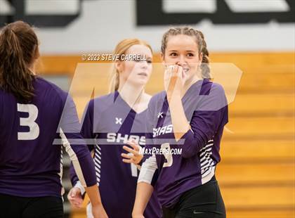 Thumbnail 3 in Enterprise vs Shasta photogallery.