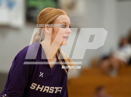 Thumbnail 1 in Enterprise vs Shasta photogallery.