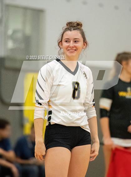 Thumbnail 1 in Enterprise vs Shasta photogallery.