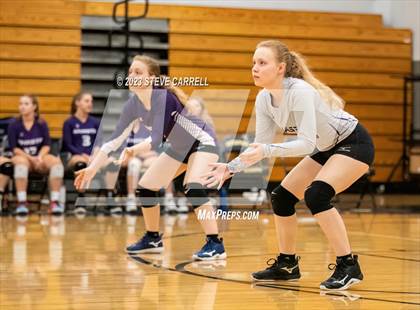 Thumbnail 1 in Enterprise vs Shasta photogallery.
