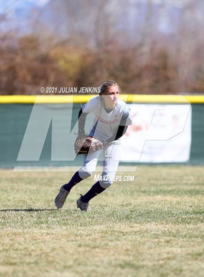 Thumbnail 2 in Lewiston @ Eagle (Win The Pitch Tournament)  photogallery.