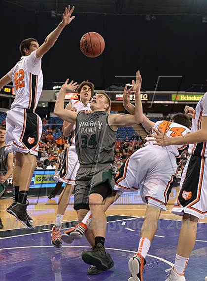 Thumbnail 2 in Summerville vs. Liberty Ranch (CIF SJS D4 Final) photogallery.