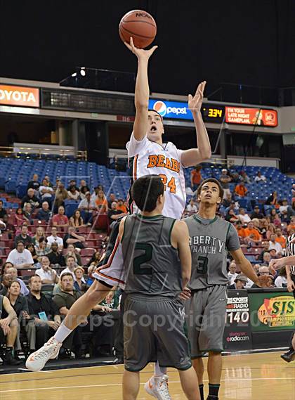 Thumbnail 1 in Summerville vs. Liberty Ranch (CIF SJS D4 Final) photogallery.