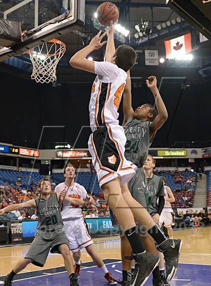 Thumbnail 3 in Summerville vs. Liberty Ranch (CIF SJS D4 Final) photogallery.