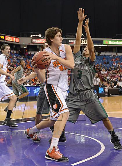 Thumbnail 2 in Summerville vs. Liberty Ranch (CIF SJS D4 Final) photogallery.