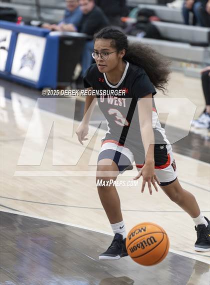 Thumbnail 2 in Denver West vs Peak to Peak (CHSAA 4A Playoffs Round 1) photogallery.