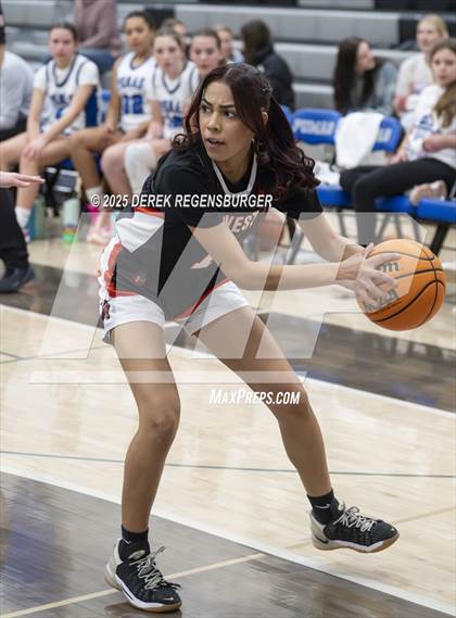 Thumbnail 3 in Denver West vs Peak to Peak (CHSAA 4A Playoffs Round 1) photogallery.