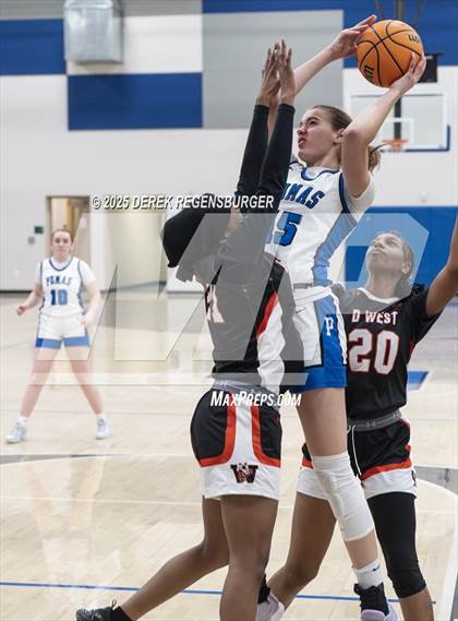 Thumbnail 2 in Denver West vs Peak to Peak (CHSAA 4A Playoffs Round 1) photogallery.