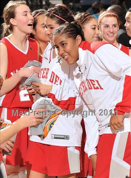 Thumbnail 2 in Brea Olinda vs. Mater Dei (CIF SS D1AA Final) photogallery.