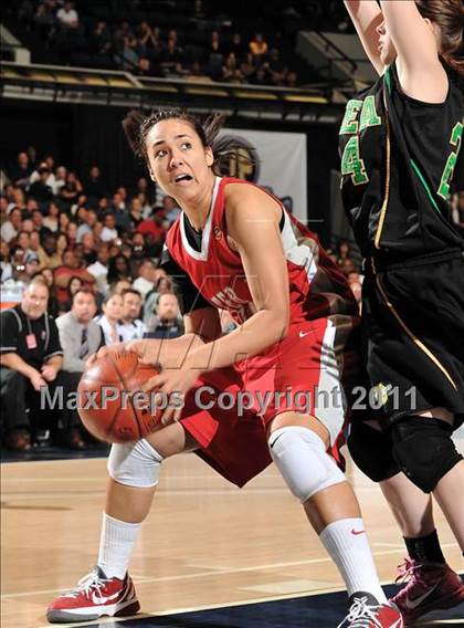 Thumbnail 3 in Brea Olinda vs. Mater Dei (CIF SS D1AA Final) photogallery.