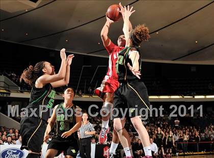 Thumbnail 1 in Brea Olinda vs. Mater Dei (CIF SS D1AA Final) photogallery.