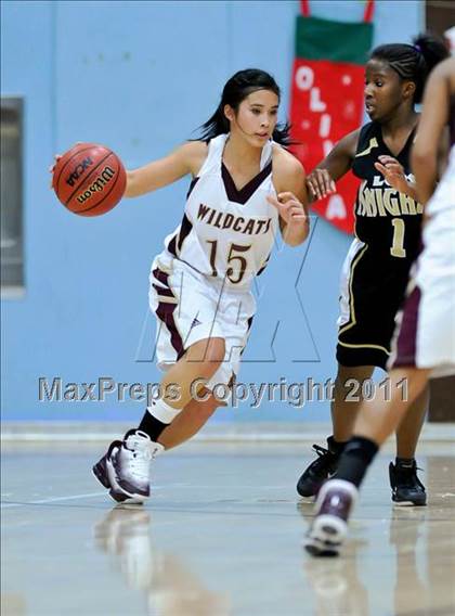 Thumbnail 2 in Whitney vs.Rio Linda photogallery.