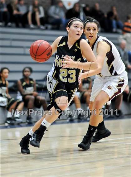 Thumbnail 2 in Whitney vs.Rio Linda photogallery.