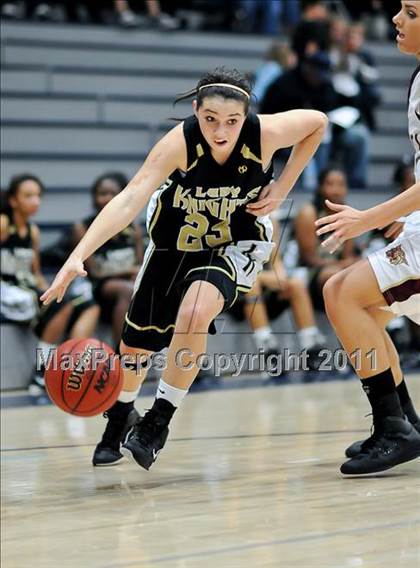 Thumbnail 3 in Whitney vs.Rio Linda photogallery.
