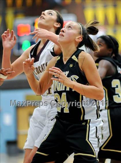 Thumbnail 3 in Whitney vs.Rio Linda photogallery.