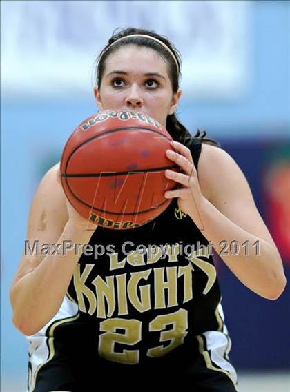 Thumbnail 2 in Whitney vs.Rio Linda photogallery.