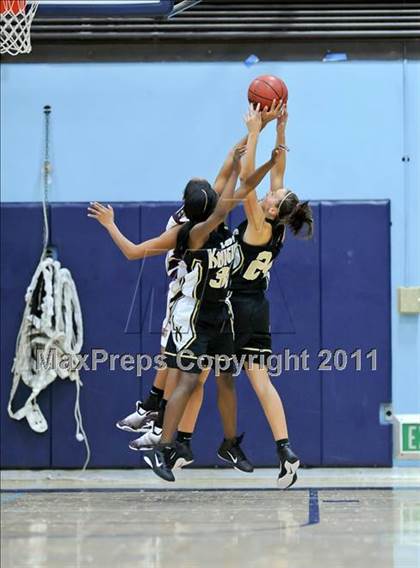 Thumbnail 1 in Whitney vs.Rio Linda photogallery.