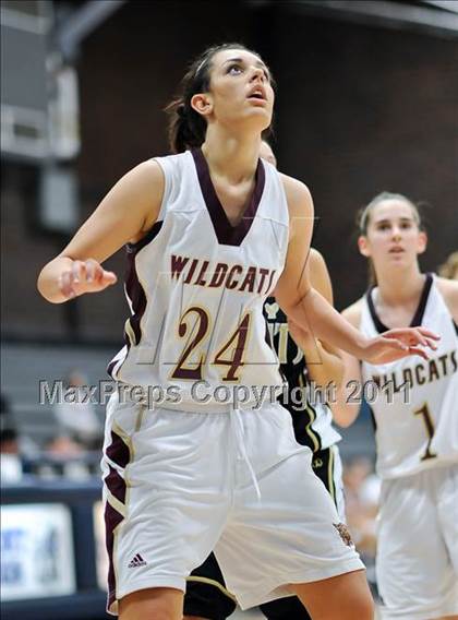 Thumbnail 1 in Whitney vs.Rio Linda photogallery.