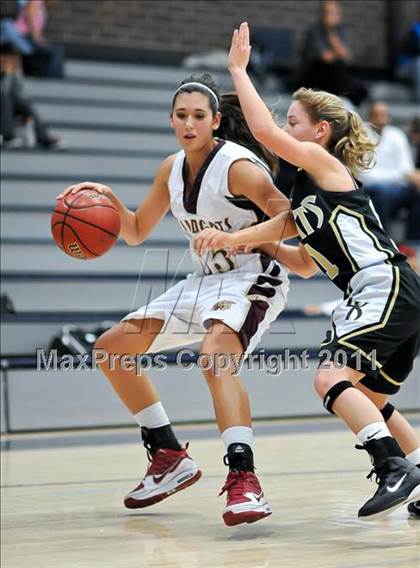 Thumbnail 3 in Whitney vs.Rio Linda photogallery.