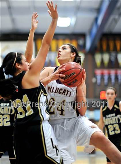 Thumbnail 1 in Whitney vs.Rio Linda photogallery.