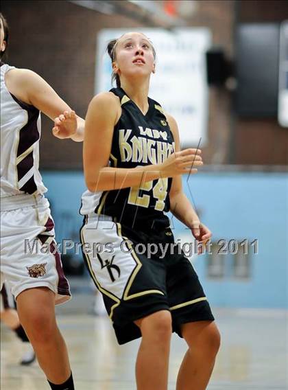 Thumbnail 1 in Whitney vs.Rio Linda photogallery.