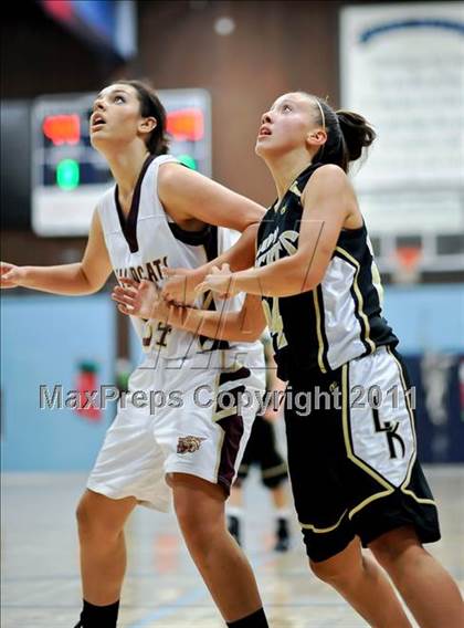 Thumbnail 2 in Whitney vs.Rio Linda photogallery.