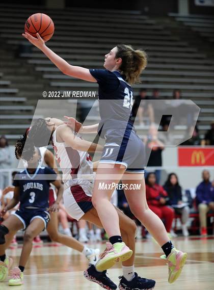 Thumbnail 3 in Pearland vs. Johnson (McDonald's Texas Invitational) photogallery.