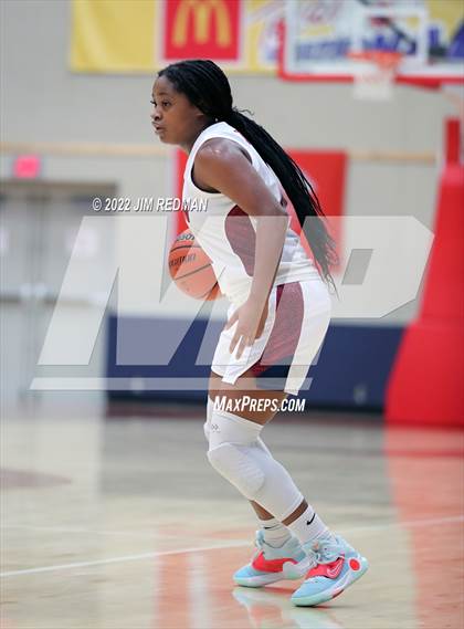 Thumbnail 1 in Pearland vs. Johnson (McDonald's Texas Invitational) photogallery.