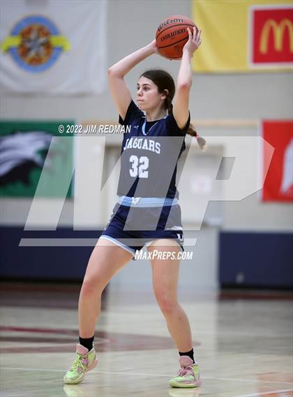 Thumbnail 1 in Pearland vs. Johnson (McDonald's Texas Invitational) photogallery.