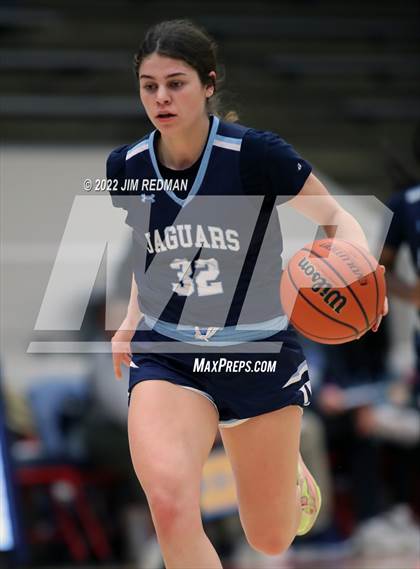 Thumbnail 1 in Pearland vs. Johnson (McDonald's Texas Invitational) photogallery.