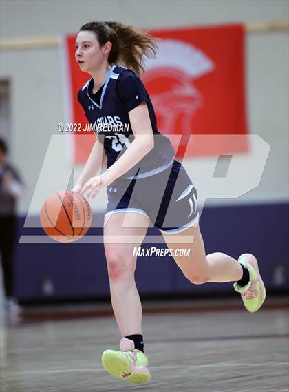 Thumbnail 2 in Pearland vs. Johnson (McDonald's Texas Invitational) photogallery.
