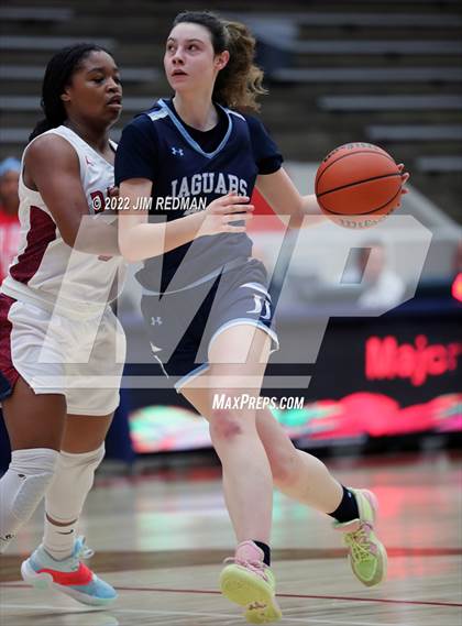 Thumbnail 1 in Pearland vs. Johnson (McDonald's Texas Invitational) photogallery.