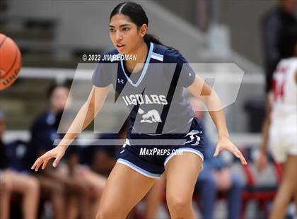 Thumbnail 2 in Pearland vs. Johnson (McDonald's Texas Invitational) photogallery.