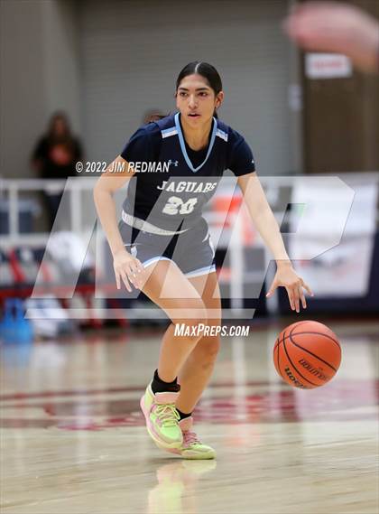 Thumbnail 1 in Pearland vs. Johnson (McDonald's Texas Invitational) photogallery.