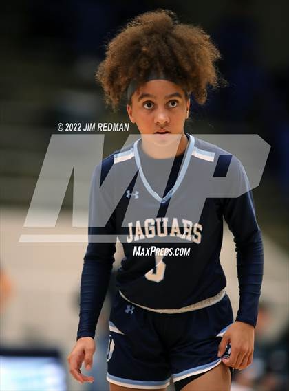 Thumbnail 3 in Pearland vs. Johnson (McDonald's Texas Invitational) photogallery.