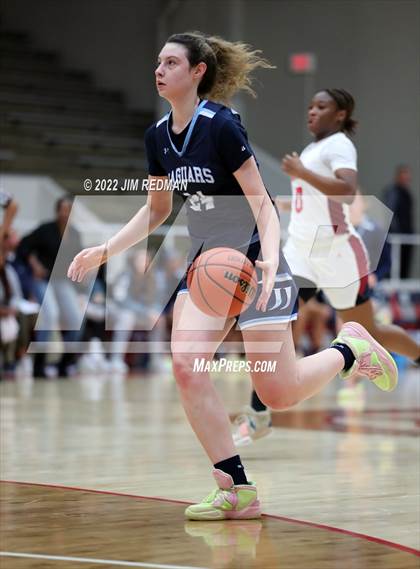 Thumbnail 3 in Pearland vs. Johnson (McDonald's Texas Invitational) photogallery.