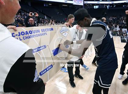 Thumbnail 2 in Casa Roble vs. Natomas (CIF SJS D4 Final) photogallery.